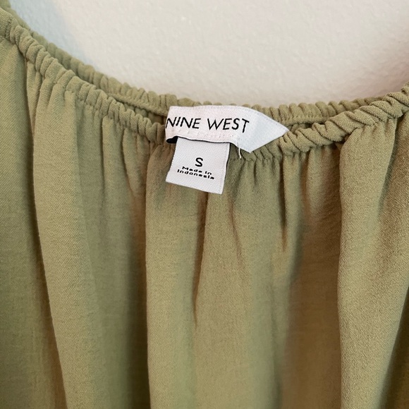 Nine West long sleeve peplum square neck blouse small NWT - Picture 5 of 5